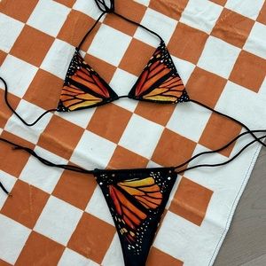 Andi Bagus butterfly bikini